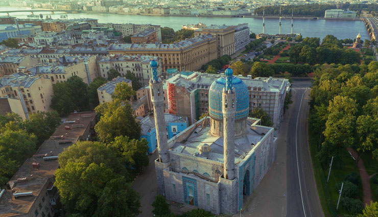 gorgeous mosques around the world,top 10 beautiful mosques to visit,breathtaking islamic architecture,iconic mosques with stunning designs,world most stunning places of worship,must-see magnificent mosques,exquisite architectural marvels: mosques,visually stunning islamic mosques,beautifully designed global mosques,aesthetic wonders: 10 stunning mosques