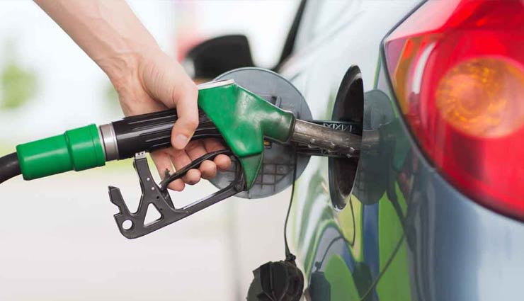 बड़ी भूल, 60 नहीं महज 1 पैसे की हुई पेट्रोल-डीजल के दामों में कमी