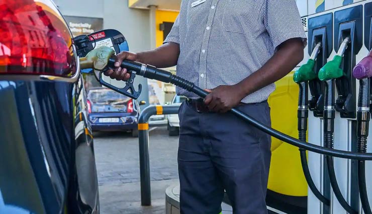 Petrol-Diesel Price Today: क्रूड ऑयल 114 डॉलर के पार, चेक करें आपके शहर में महंगा तो नहीं हुआ पेट्रोल-डीजल