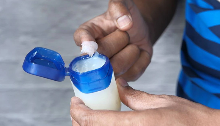 natural skincare remedies,home remedies for healthy skin,diy skincare treatments,homemade skincare solutions,remedies for radiant skin at home,skincare tips using household items,organic skincare remedies,herbal remedies for skin health,diy beauty treatments for skin,homemade skincare recipes