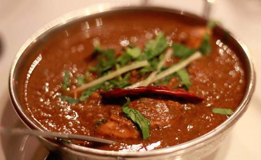pork vindaloo,laal maas,rista,chicken chettinad,phaal curry,most spicy indian food,spiciest ndian food,indian food,food,india,travel india