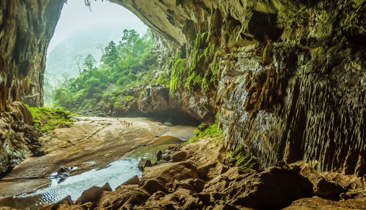 caving destinations,caving destinations in the world,adventurous caving destinations in the world,travel,foreign destinations,world tour,holidays,travel guide