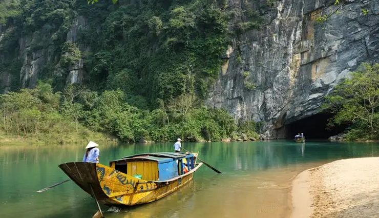 vietnam travel,must-visit places vietnam,top tourist attractions vietnam,best destinations in vietnam,iconic places vietnam,vietnam travel guide