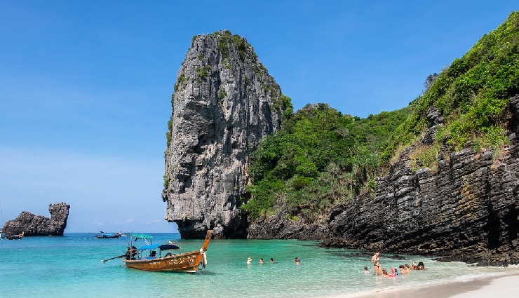 11 Things To Enjoy in Phuket With Kids
