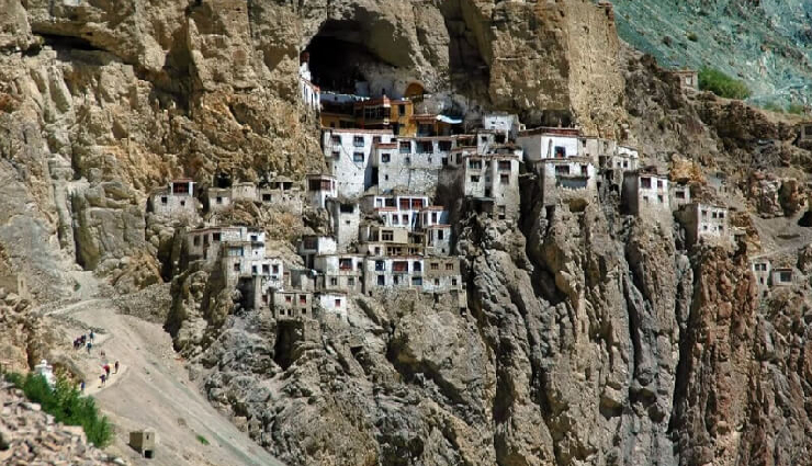 buddhist monasteries leh ladakh,explore leh ladakh monasteries,leh ladakh monastery tour,buddhist heritage leh ladakh,leh ladakh spiritual journey,monastery hopping leh ladakh,leh ladakh cultural exploration,buddhist architecture leh ladakh,leh ladakh religious sites,leh ladakh monasteries,hemis monastery festival,stakna monastery views,thiksey monastery gelugpa,alchi monastery paintings,phuktar monastery trek,shey monastery buddha statue,rizong monastery indus valley,chemrey monastery museum,basgo monastery fortress,spituk monastery red hat sect
