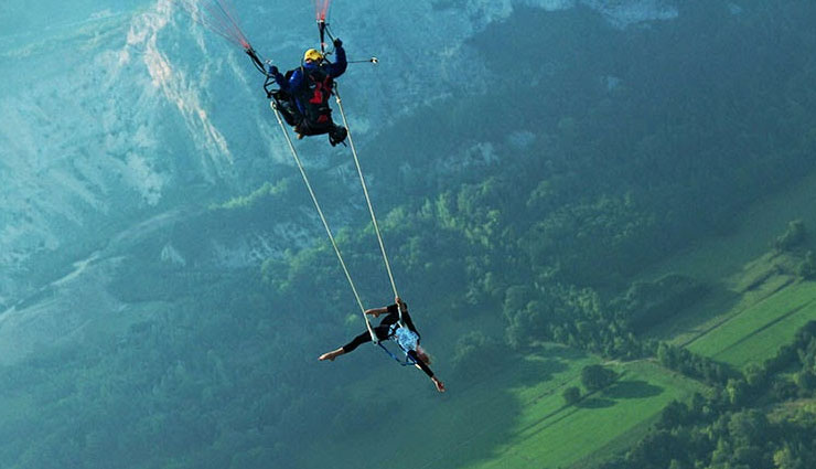 head spin images,death-defying photos