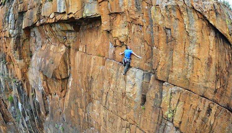 head spin images,death-defying photos
