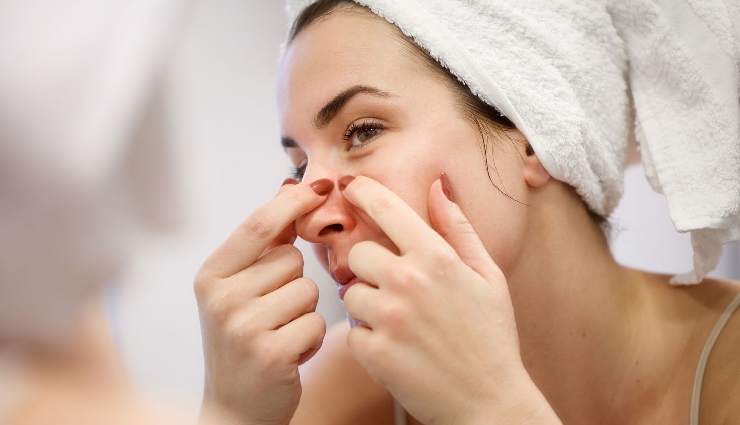 skincare mistakes that cause aging,premature aging skin,makeup mistakes that age you,wrong skincare product effects,foundation and clogged pores,how to prevent skin aging,anti-aging skincare tips,skincare routine for youthful skin,chemical-laden cosmetics risks,common beauty mistakes,signs of aging skin