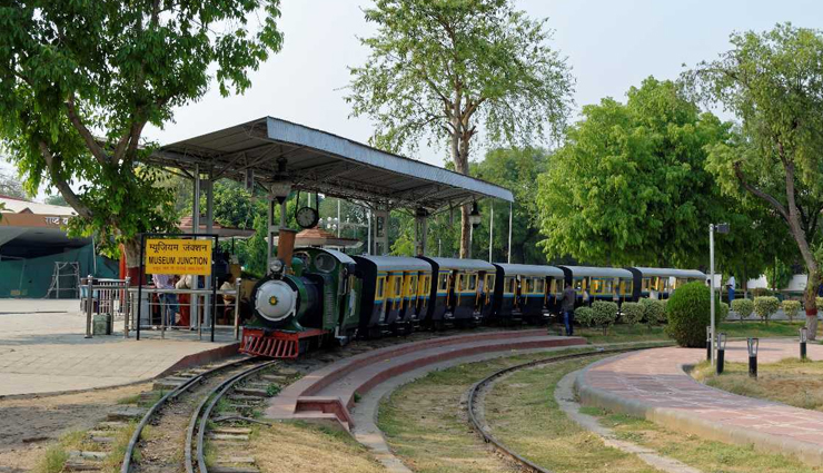 fun filled places in delhi,places to visit with kids,kids places in delhi,picnic places in delhi,delhi,national zoological park,rail museum delhi,botanix nature resort,camp wild dhauj,okhla bird sanctuary