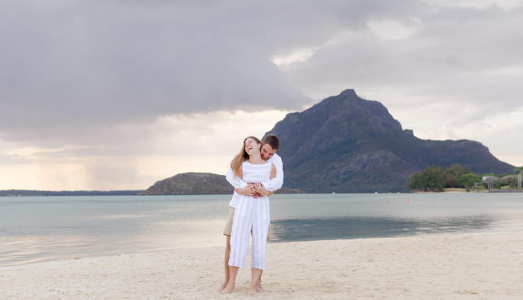 reasons why choose mauritius honeymoon,mauritius honeymoon,luxury hotels,adventure sports,mauritian cuisine,street food,picture-perfect moments,breathtaking beaches,turquoise lagoons,romantic experience,couple massages,tropical paradise,romantic destinations,scenic landscapes,natural beauty,honeymoon activities,scuba diving in mauritius,skydiving adventures,golfing in mauritius,cultural fusion,chinese cuisine,european flavors,indian spices,exotic street food,doll puri,chicken curry,street food delights,memorable photography,captivating backdrops,warm blue waters,romantic sunset strolls,dreamy beach experiences,idyllic travel destination