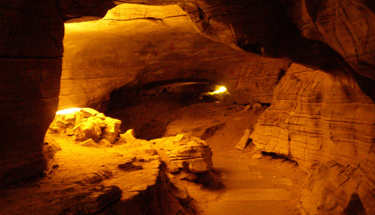 andhra pradesh,tour of belum caves in andhra pradesh,tourist places to visit in andhra pradesh,travel,tourism,tourist places in india,india tourism