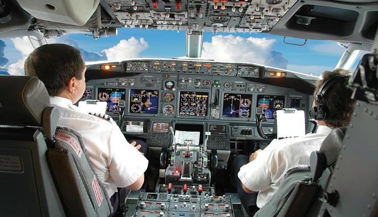 air travel,weird things of flight,travel in flight,interesting things related air travel