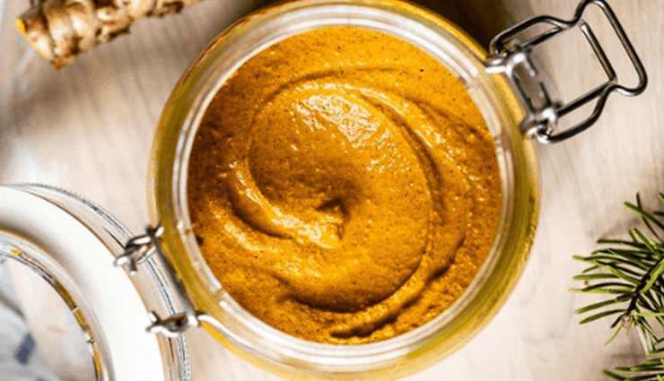 castor oil,lemon juice,turmeric paste,honey,tomato,pimples on lips,home remedies,home remedies to treat pimples on lips,pimple tips,lip care tips,skin care tips,beauty tips