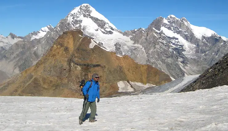 winter treks in himachal pradesh,best treks in himachal,adventure trekking in india,himachal pradesh trekking routes,snow treks himachal,trekking destinations india,himachal adventure travel,top treks in himachal,winter adventure himachal pradesh,trekking holidays india