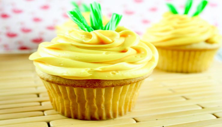 बच्चों के लिए बनाइये 'पाइनऐप्पल कप केक', बनाना बेहद आसान #Recipe pineapple cupcakes recipe,recipe,recipe in hindi,cupcakes recipe