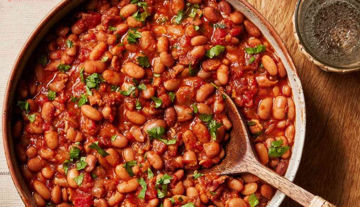 foods causing headaches,headache triggers,migraine diet,headache prevention foods,common headache foods,dietary headache triggers,foods to avoid for headaches,headache management,headache-inducing foods,headache and diet