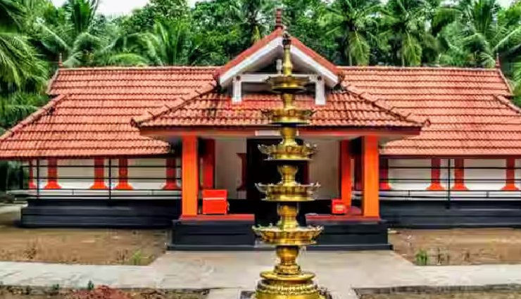 8 must visit temples of kozhikode,kozhikode temples,best temples in kozhikode,kozhikode religious sites,famous temples in kozhikode,kozhikode spiritual tour,temples to visit in kozhikode,kozhikode heritage temples,top temples in kozhikode,kozhikode temple guide