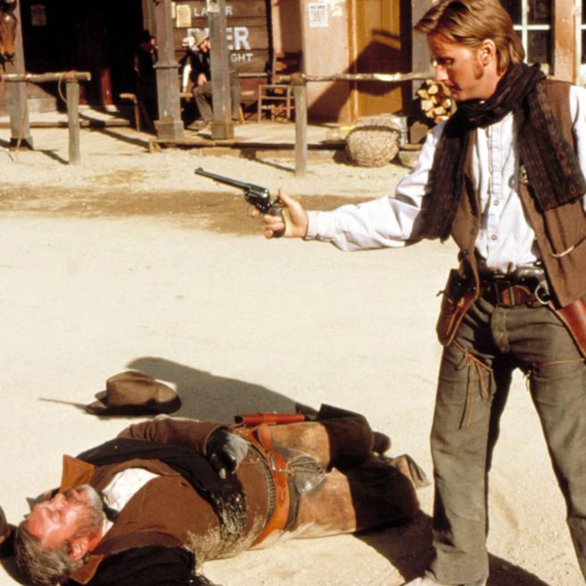 gun,gun auction,weird news