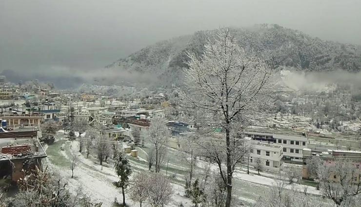 प्रकृति की गोद में सुकून दिलाता हैं भारत का मिनी कश्मीर 'पिथौरागढ़'