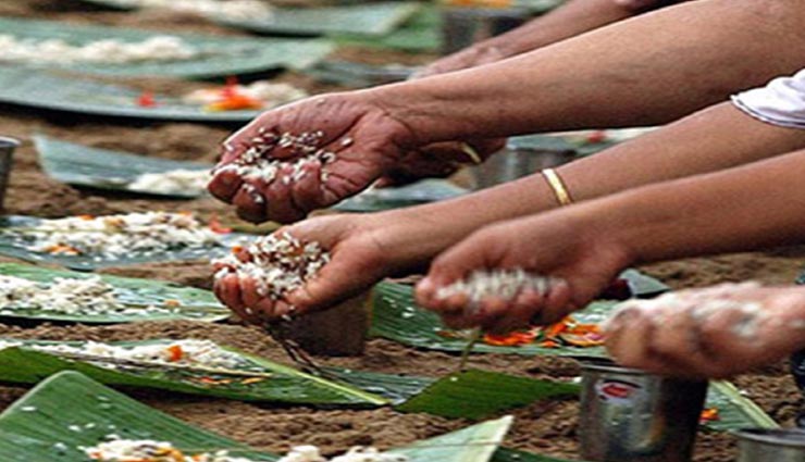 ये संकेत दर्शाते हैं जीवन में पितृदोष, जानें और करें अनुकूल उपाय