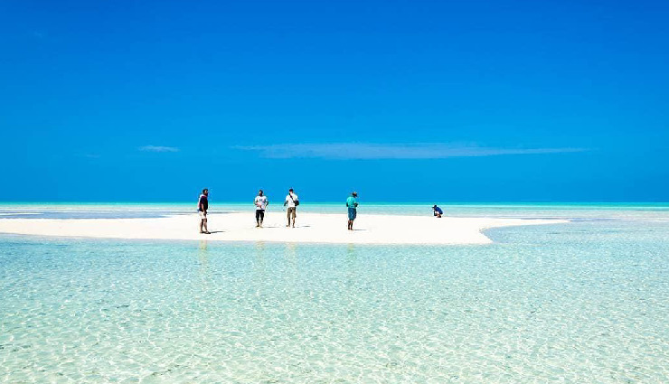 लक्षद्वीप में हनीमून: घूमने की शानदार जगह, कितना होगा कुल खर्च? honeymoon in lakshadweep,lakshadweep honeymoon places,budget for lakshadweep honeymoon,lakshadweep travel guide,best places to visit in lakshadweep,lakshadweep honeymoon cost,lakshadweep romantic destinations,affordable lakshadweep honeymoon,lakshadweep travel tips,lakshadweep budget trip