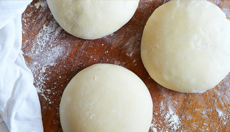 pizza marinara recipe,authentic italian pizza marinara,savory delight from italy,traditional pizza marinara,homemade pizza marinara,classic italian pizza recipe,neapolitan-style pizza marinara,italian cuisine pizza recipe,easy pizza marinara recipe,homemade italian pizza from scratch