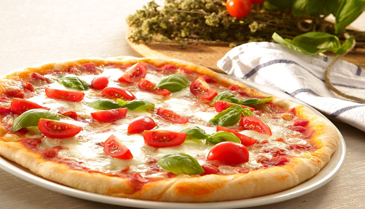 Recipe- Make Your Guests Happy With This Easiest To Make Pizza