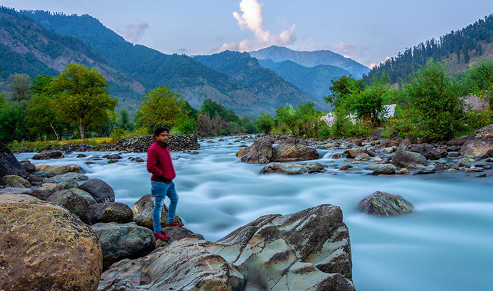 breathtaking beautiful places to visit in kashmir,holiday,travel,tourism
