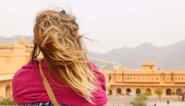 places in india,places in india for solo women traveler,solo women traveling places,darjeeling,west bengal,nainital,uttarakhand,shillong,meghalaya,mysore,karnataka,udaipur,rajasthan