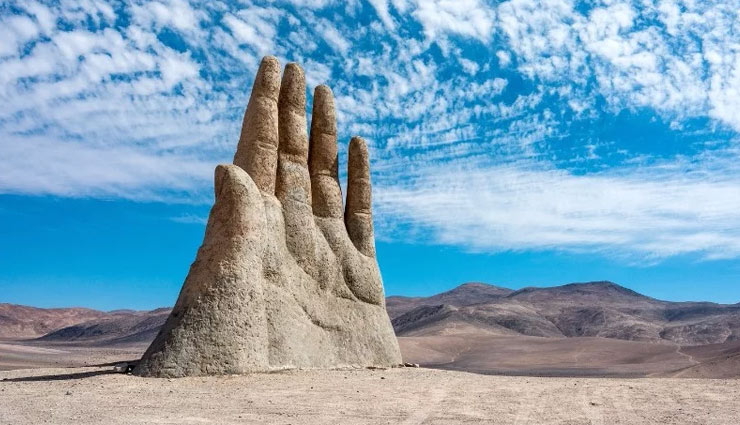 chile,attractions in chile,places to visit in chile,parque bicentenario,los dominicos village,la vega central market,santa lucia market,mercado central de santiago