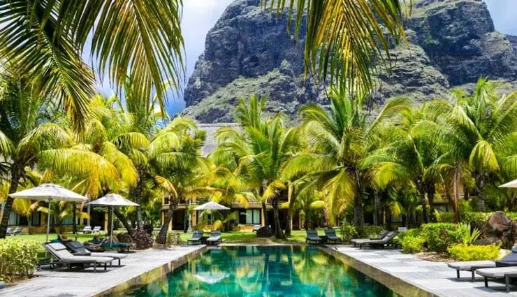 places in mauritius,mauritius,le morne,champ de mars,ganga talao,port louis central market,swim with dolphins