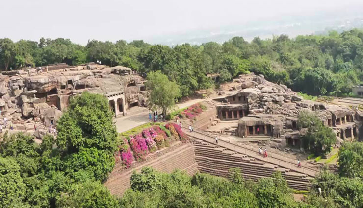 odisha,places to visit in odisha,jagannath temple,puri,lingaraja temple,bhubaneswar,sun temple,konark,dhauli hill,chandipur beach