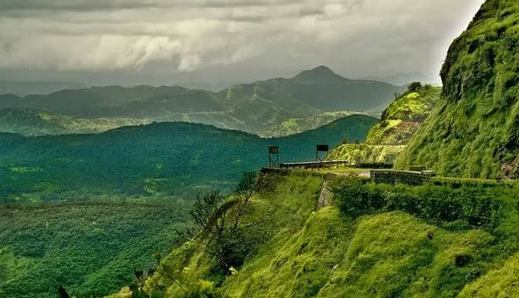 pune,things to do in pune,places to visit in pune,osho meditation park,breakfast in viman nagar,shaniwarwada,dagdusheth,aga khan palace