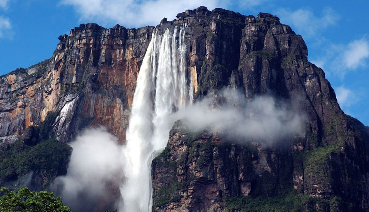 spectacularly scenic places in venezuela,venezuela,places to visit in venezuela,parque nacional archipelago los roques,isla margarita,parque nacional canaima,los medanos de coro,sierra nevada de merida and pico bolivar