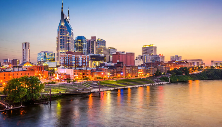 vacation,places for vacation,places for vacation with friends,places to visit with friends,napa valley,california,montreal,canada,nashville,tennessee,reykjavik,iceland,new york city