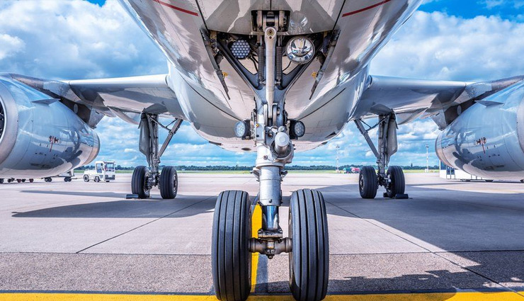 राजस्थान: कोरोना संक्रमण का हवाई यात्राओं पर असर, शुक्रवार को 12 फ्लाइट्स का हुआ संचालन, शेष रद्द