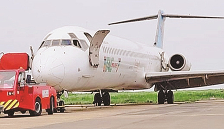 रायपुर एयरपोर्ट पर पांच साल से खड़ा है बांग्लादेशी कंपनी का प्लेन, पार्किंग चार्ज हुआ 1.5 करोड़ रुपये