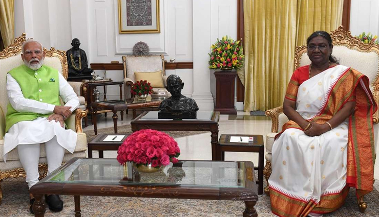 प्रधानमंत्री ने राष्ट्रपति द्रौपदी मुर्मू से की मुलाकात, सौंपा इस्तीफा, हार और जीत राजनीति का हिस्सा है
