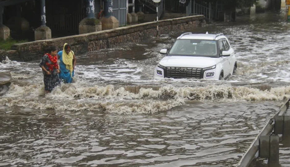 PM मोदी आज करेंगे बाढ़ प्रभावित राज्यों का दौरा, पंजाब- दिल्ली समेत कई जगह हालात गंभीर