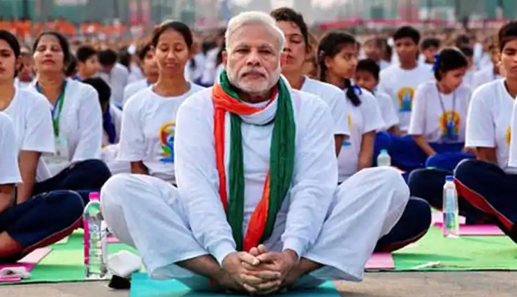 आपके श्वसन तंत्र पर अटैक करता है कोरोना, PM मोदी ने बताया कैसे बचाता है प्राणायाम 