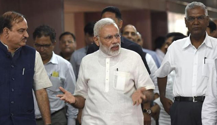 संसद के मॉनसून सत्र की हंगामेदार शुरुआत, अविश्वास प्रस्ताव पर लोकसभा में शुक्रवार को होगी बहस 