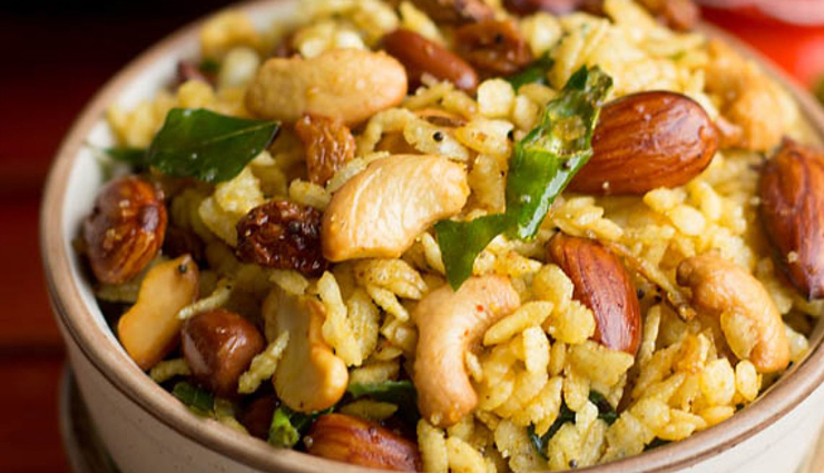 crispy and crunchy poha chivda,food,easy recipe,hunger struck