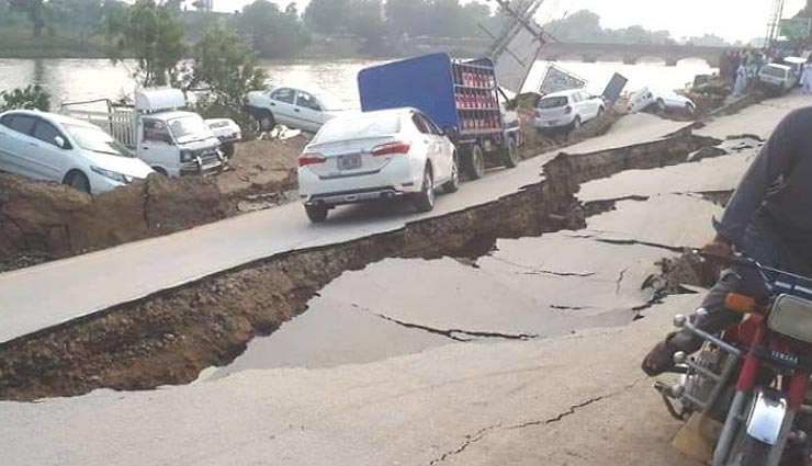 PoK में भूकंप, सबसे ज्यादा बर्बादी मीरपुर में, तस्वीरें देख दिल दहल जायेगा