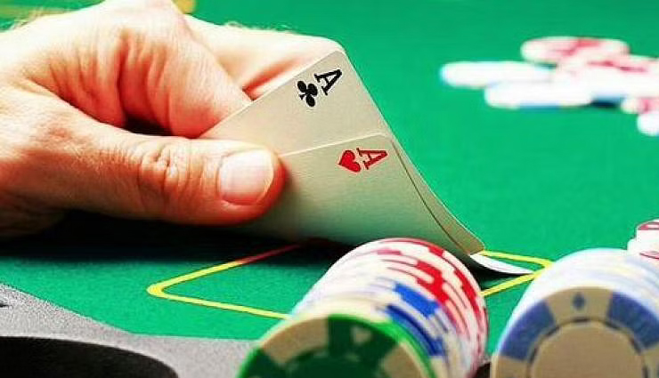 poker terms,poker phrases,poker jargon,poker slang,poker language,poker vocabulary,poker lingo,card game slang,casino slang