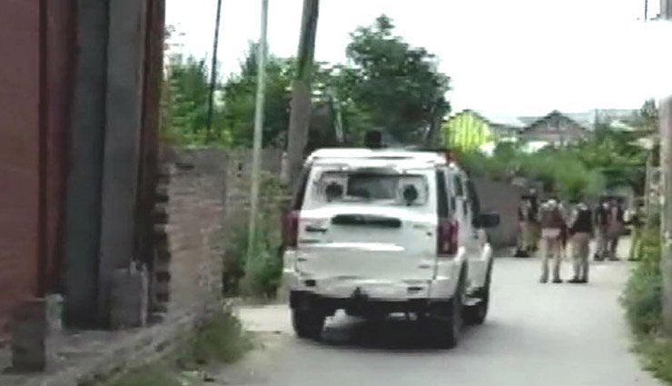 स्वतंत्रता दिवस के एक दिन पहले जम्मू-कश्मीर के नौगाम में पुलिस पार्टी पर हमला, 2 जवान शहीद