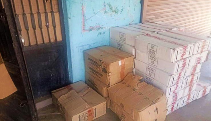 उदयपुर : किराना की दुकान में की जा रही थी शराब की कालाबाजारी, जब्त किए 144 कार्टन
