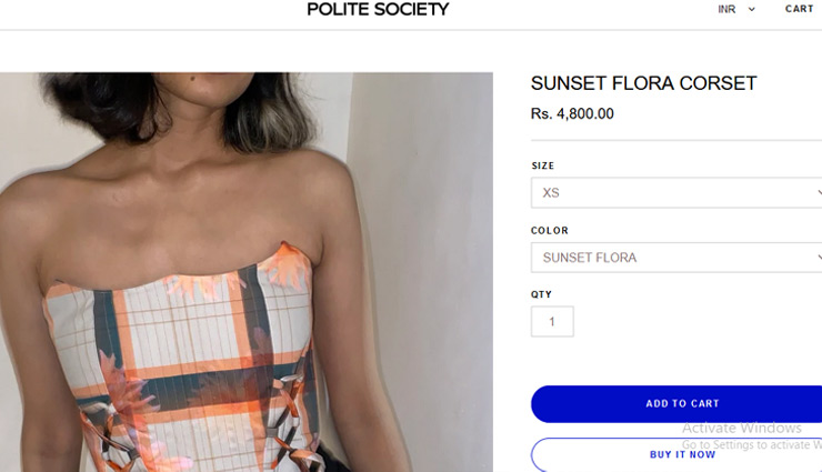 अनन्या पांडे के इस फ्लोरल ऑफ शोल्डर कॉर्सेट टॉप को आप भी अपने कलेक्शन में कर सकती हैं ऐड, खर्च करने होंगे इतने रूपये ananya pandey,ananya pandey fashion tips,ananya pandey fashion,ananya pandey fashion tips,fashion tips,ananya pandey floral corset top,fashion