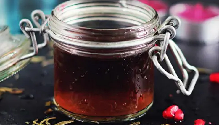 diy pomegranate peel skincare,pomegranate peel face mask,natural skin brightening remedies,pomegranate peel benefits,pomegranate peel scrub,anti-aging pomegranate peel,homemade pomegranate peel toner,pomegranate peel for acne,pomegranate peel beauty tips,pomegranate peel oil