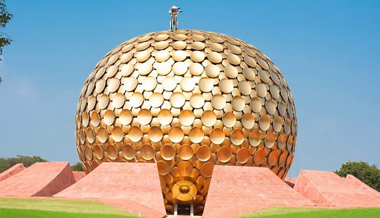 pondicherry,vacation in august,munnar kerala,cherrapunjee meghalaya,kodaikanal tamil nadu,bikaner rajasthan