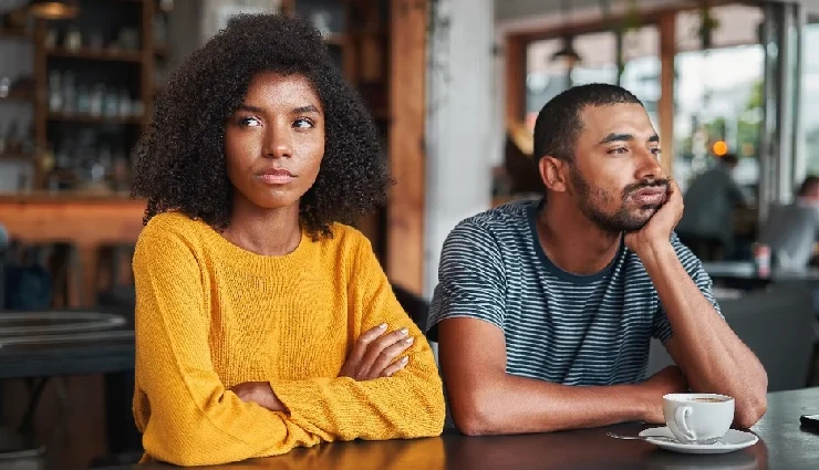 signs you need relationship counseling,when to see a relationship therapist,relationship therapy benefits,couples counseling tips,how to save your relationship,relationship help for couples,therapy for struggling relationships,improve love life with counseling,red flags in relationships,relationship advice for couples